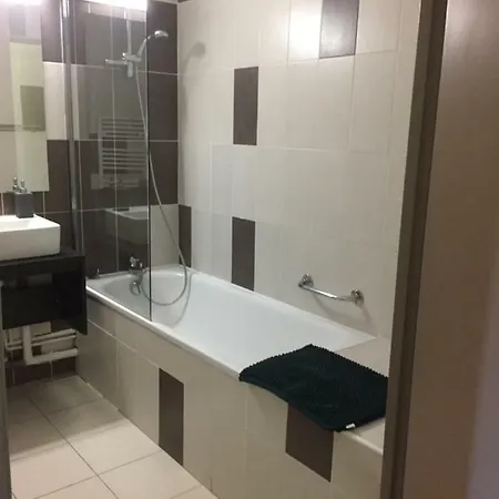 Village 7 En De En Camargue * 阿爾勒